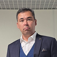 Артур Ахатов